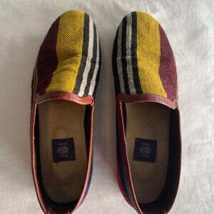 Res Ipsa Women’s Kilim Slip-On Shoes – Multicolor Stripes | Size 9 (Approx.)